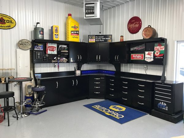 Heavy Duty Workbenches Gallery - Customize Your own Workbench