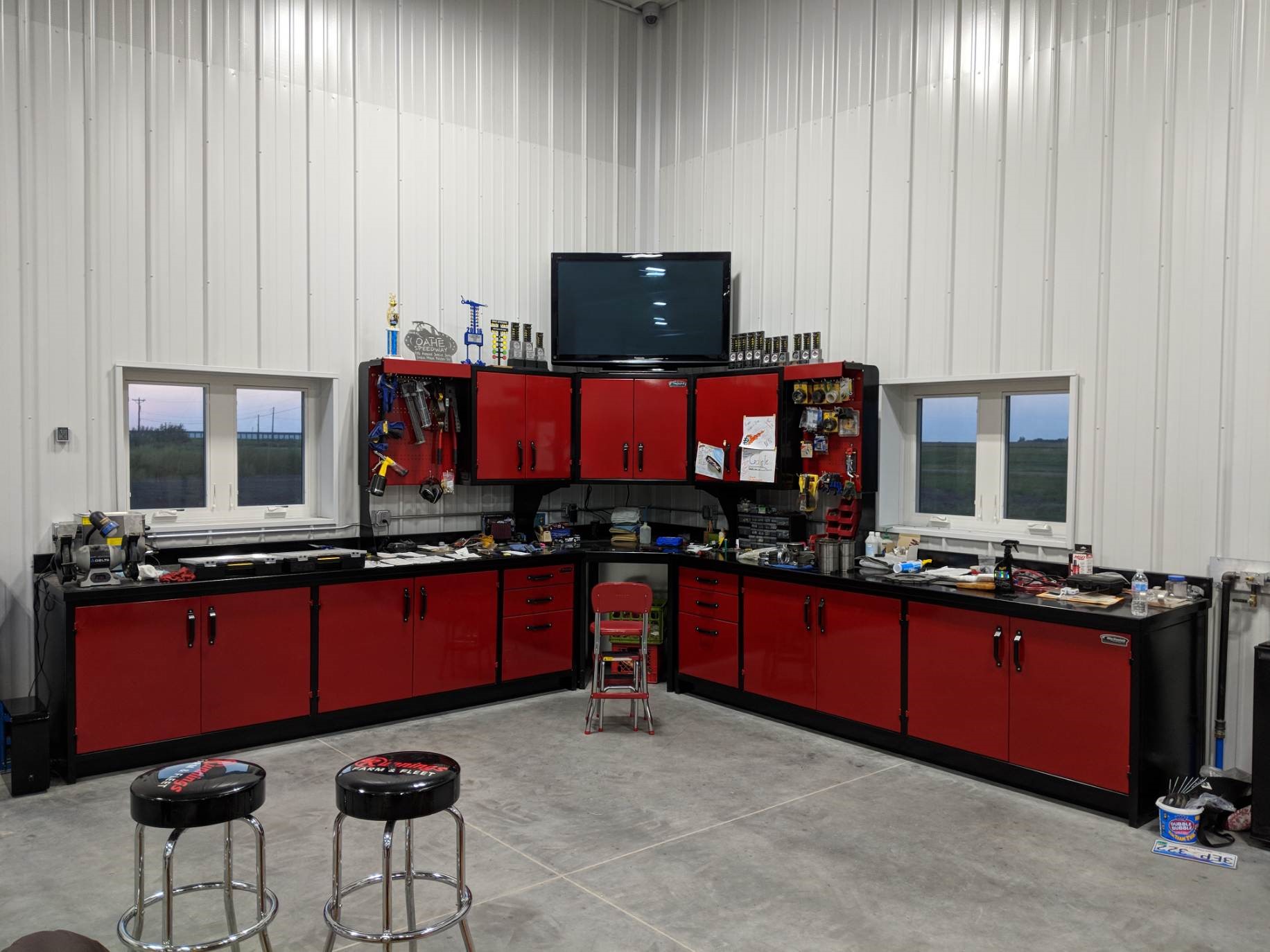 Heavy Duty Workbenches Gallery Customize Your Own Workbench